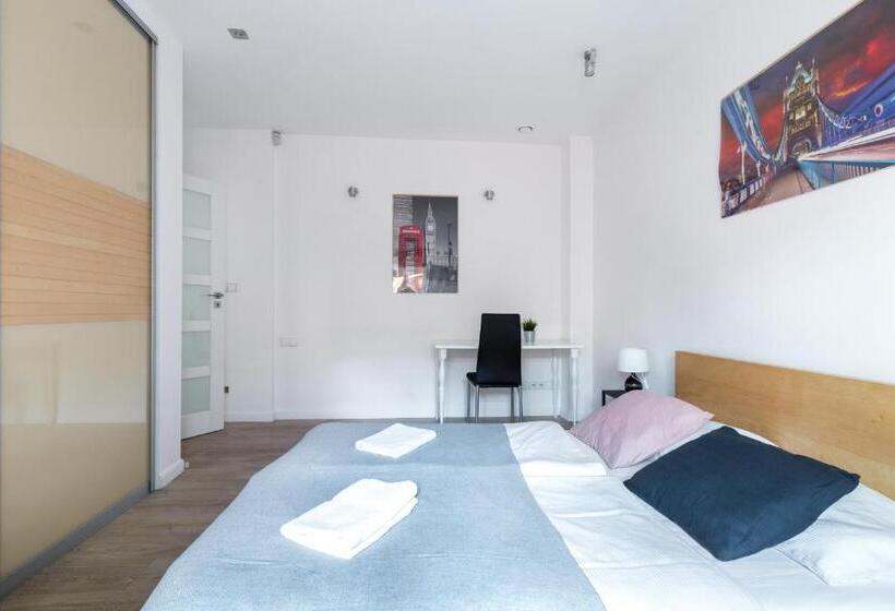 Wawel Cracow Old City Apartments   Friendhouse Apartments