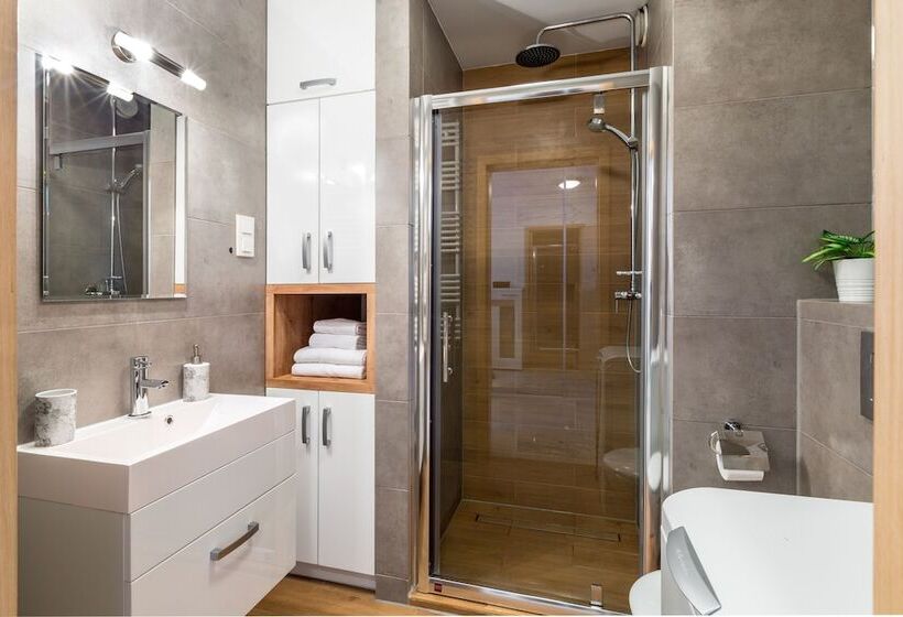 Wawel Cracow Old City Apartments   Friendhouse Apartments