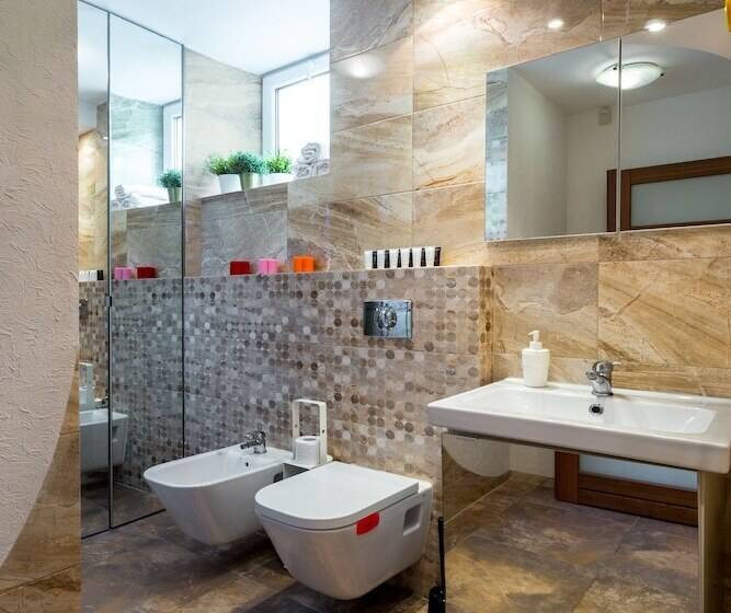 Wawel Cracow Old City Apartments   Friendhouse Apartments