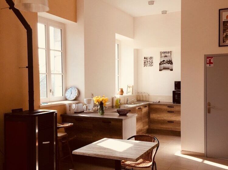 הוסטל L'auberge De Treigny