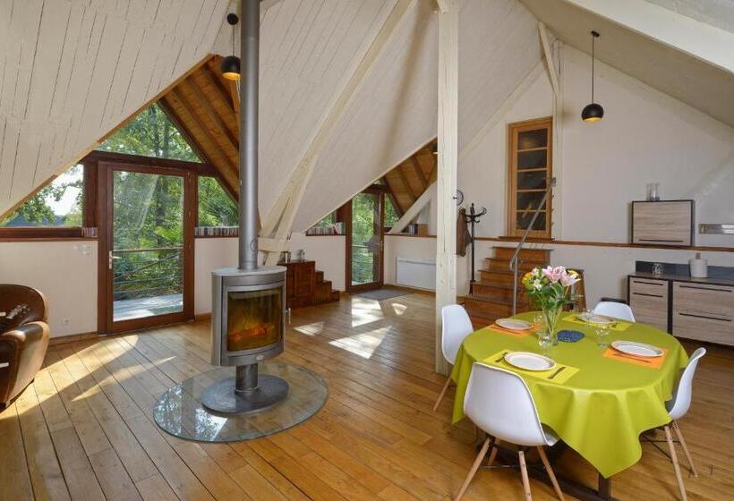 La Maison Dans Les Bois