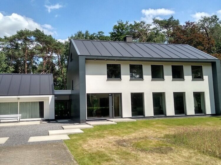 민박 B+b Golf Schilde