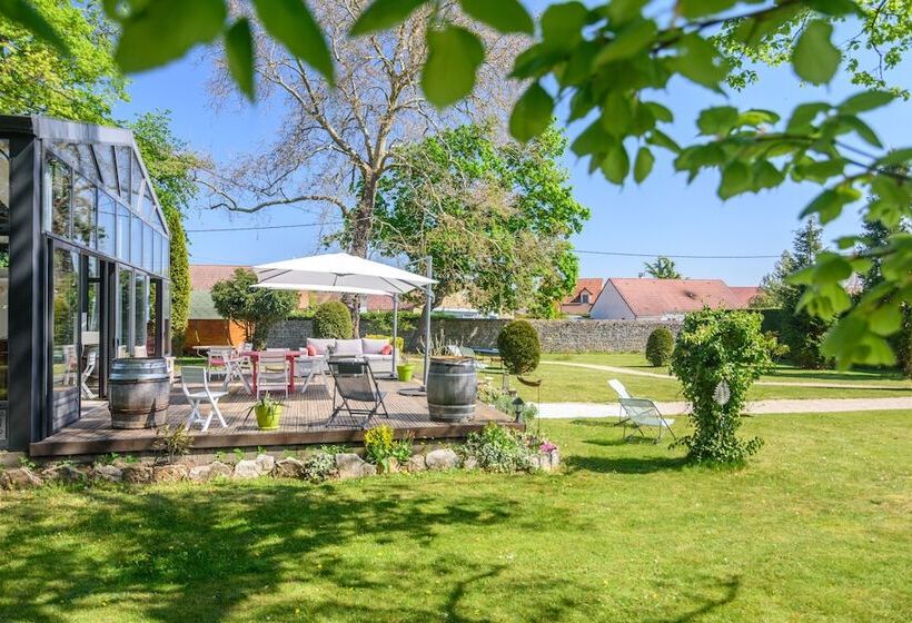 住宿加早餐  Château De La Villeneuve