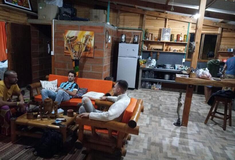 Bed and Breakfast La Casa Del Bosque Via Saladito