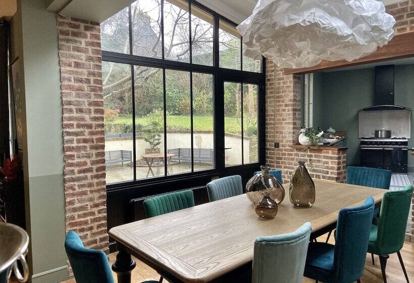 ベッドアンドブレックファースト Villa Du Cedre Honfleur