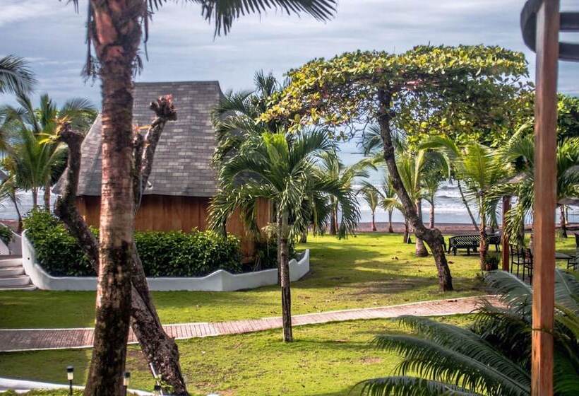 Boom Shiva Boutique Hotel & Restaurant