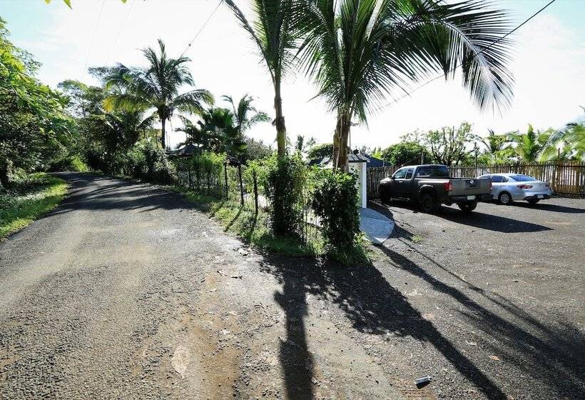 Boom Shiva Boutique Hotel & Restaurant