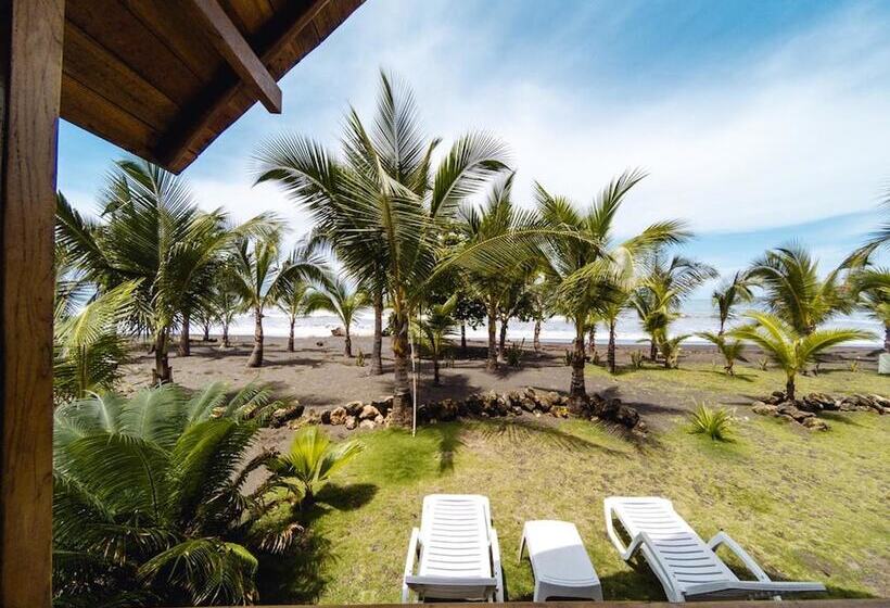 Boom Shiva Boutique Hotel & Restaurant