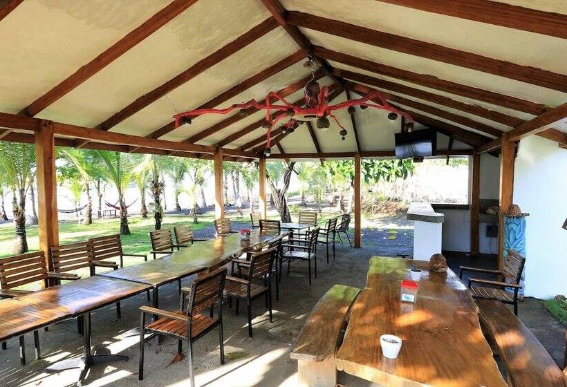 Boom Shiva Boutique Hotel & Restaurant