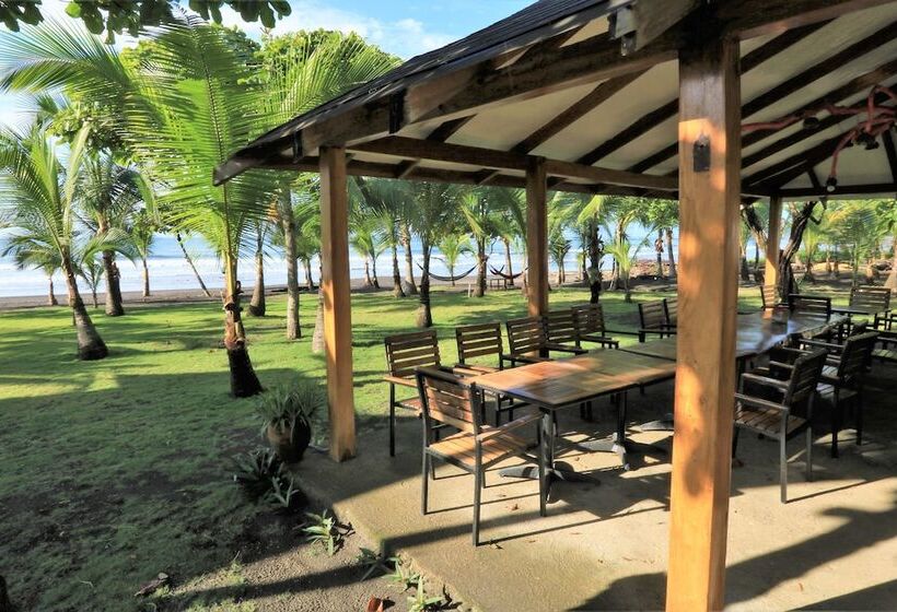 Boom Shiva Boutique Hotel & Restaurant