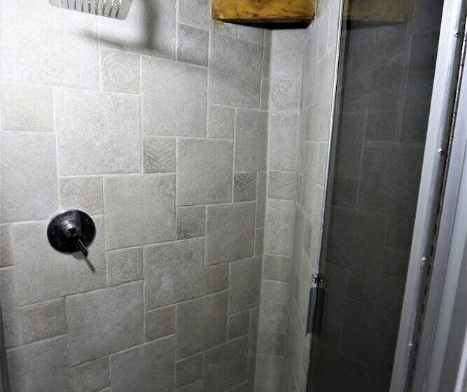 Boom Shiva Boutique Hotel & Restaurant