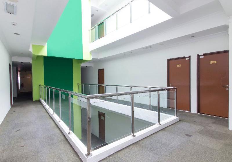 Buddys Hotel By Oyo Rooms