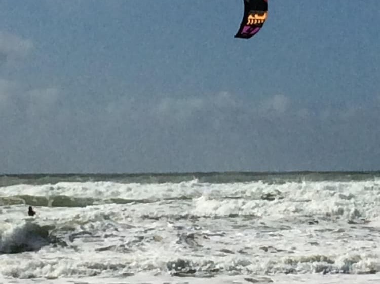 Chalet Orange Naturiste La Jenny