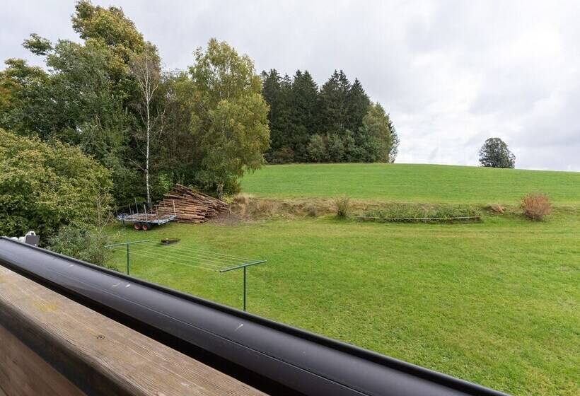 Cozy Apartment In Sonnen Bavaria Near Forest