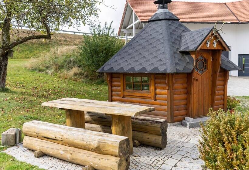 Cozy Apartment In Sonnen Bavaria Near Forest