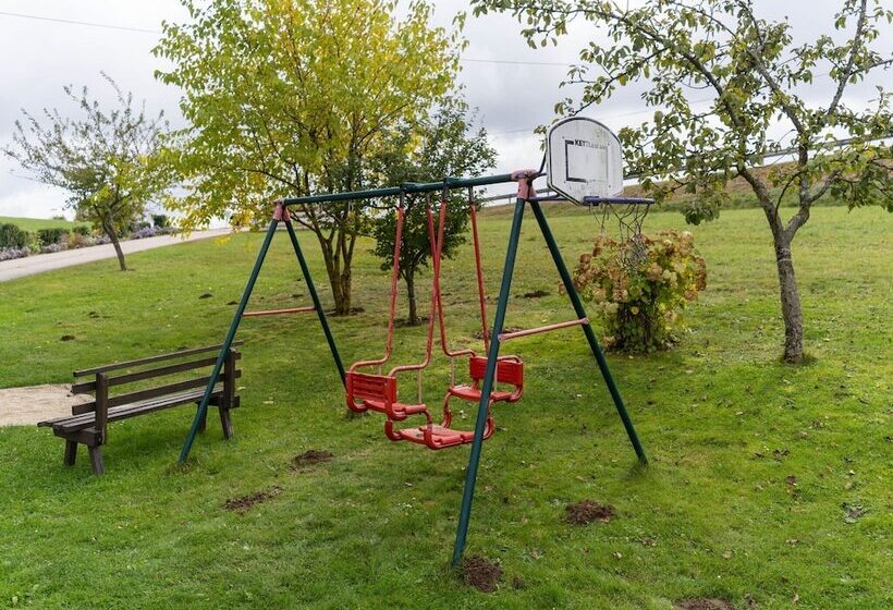 Cozy Apartment In Sonnen Bavaria Near Forest