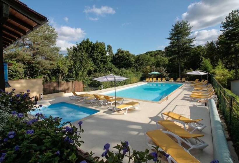 Domaine De La Colombiere  Chalets