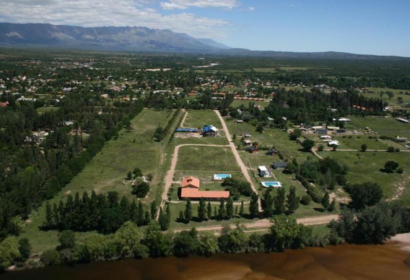 簡易ホテル Atahualpa Mi Posada