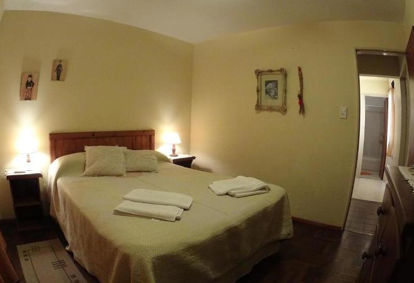 פונדק Casa De Piedra