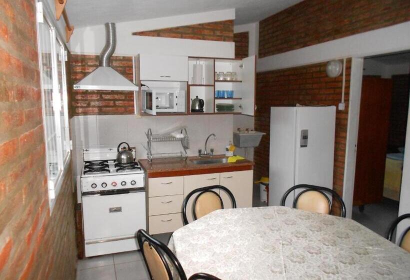 簡易ホテル Complejo Los Gringos