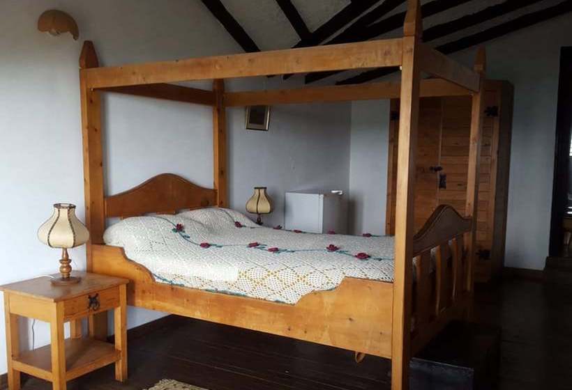 여관 El Meson De La Sierra