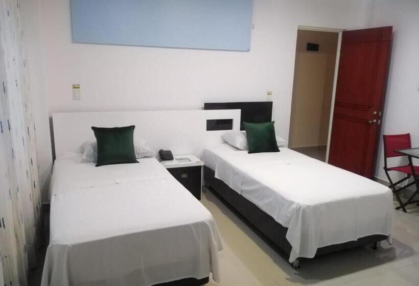 בית מלון כפרי Aguazul Plaza Centro