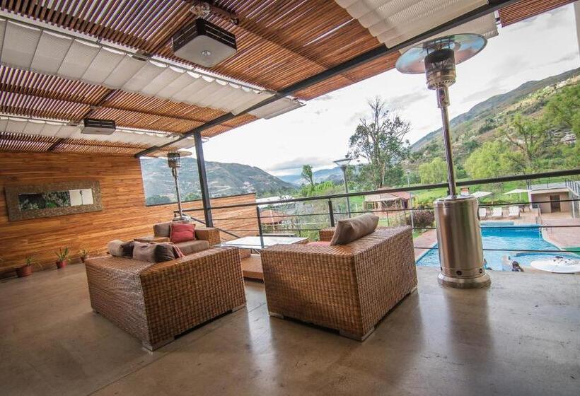 فندق Arhaná Hosteria & Resort