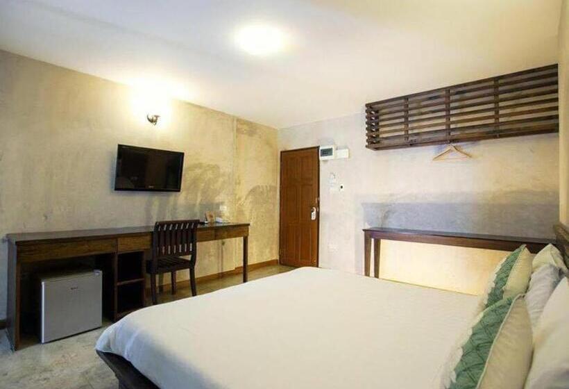 호텔 At Home Boutique