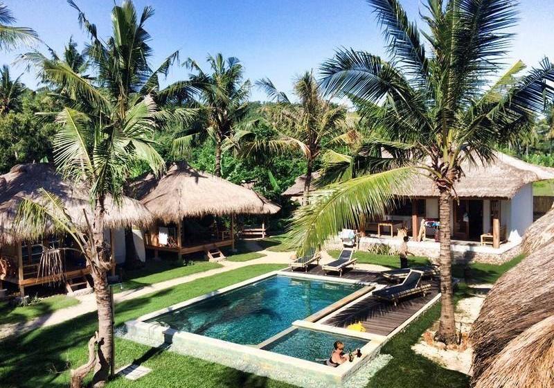 酒店 Bombora Bungalows