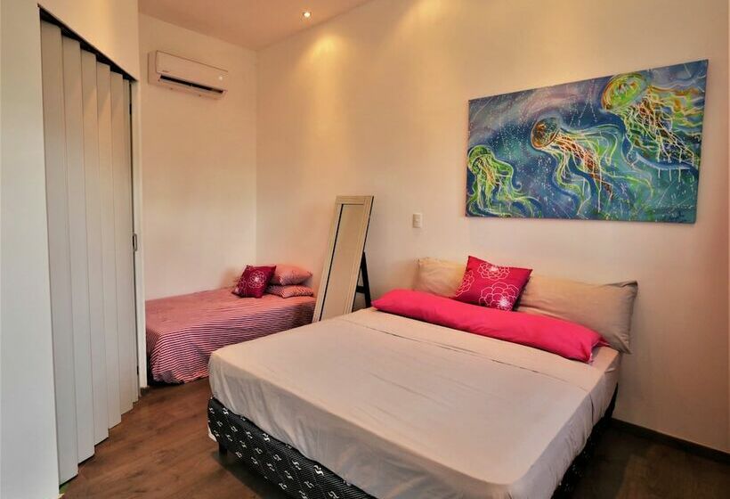 Boom Shiva Boutique Hotel & Restaurant