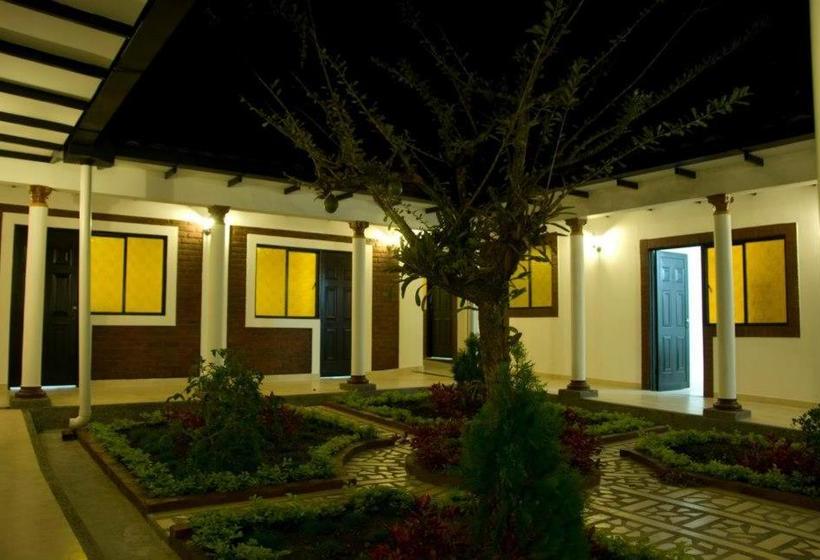 هتل Boutique Ceiba Real