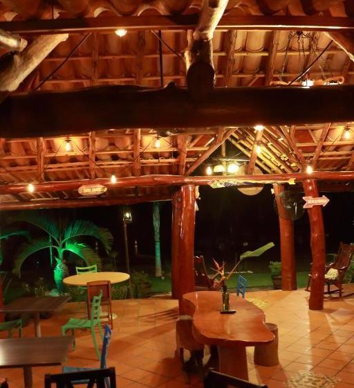 בית מלון כפרי Casa Cambutal