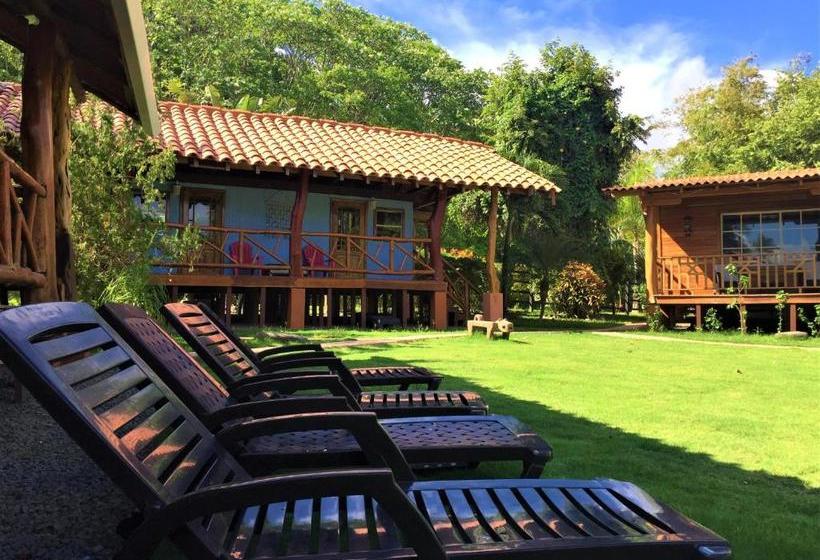 בית מלון כפרי Casa Cambutal