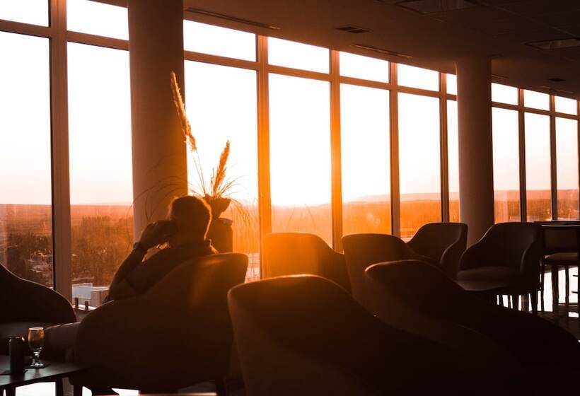 Hotel Cyan Wenelen Vaca Muerta