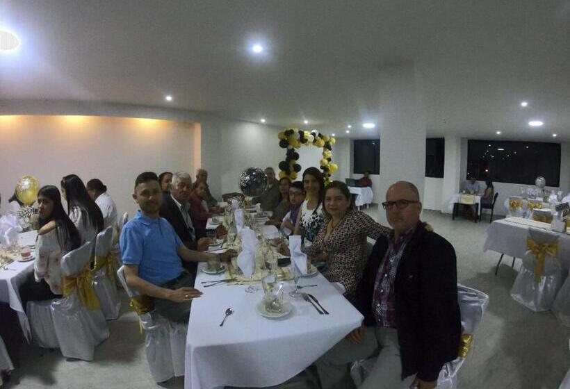 בית מלון כפרי Engatama