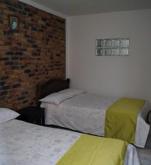 בית מלון כפרי Engatama