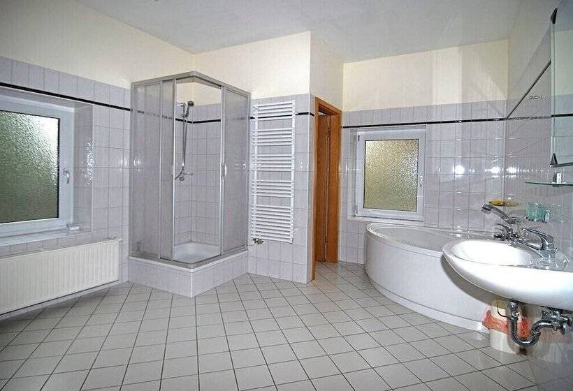 호텔 Ferienpark Am Hellsee