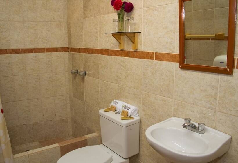 هتل La Granja Del Colca