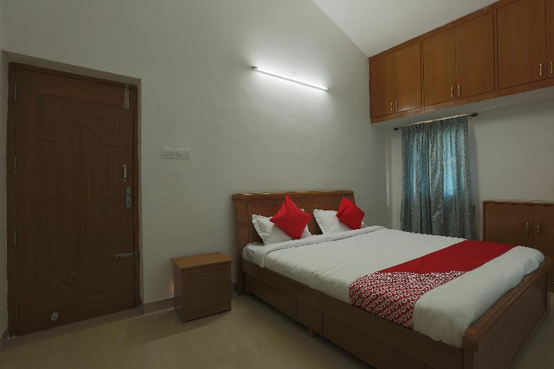 ホテル Lmf Paradise Private Limited By Oyo Rooms