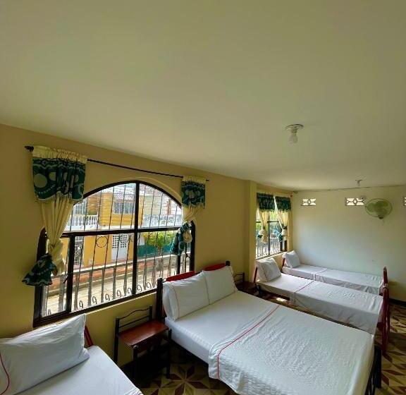 فندق Los Balcones