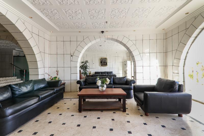 Отель Manazl Al Steen Furnished Apartments By Oyo Rooms