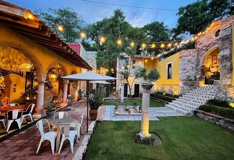 Отель Real De Piedra