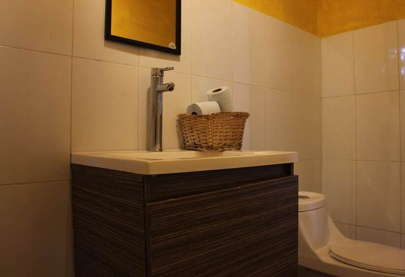 فندق Real De Piedra