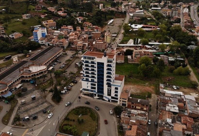 בית מלון כפרי San Antonio Guarne