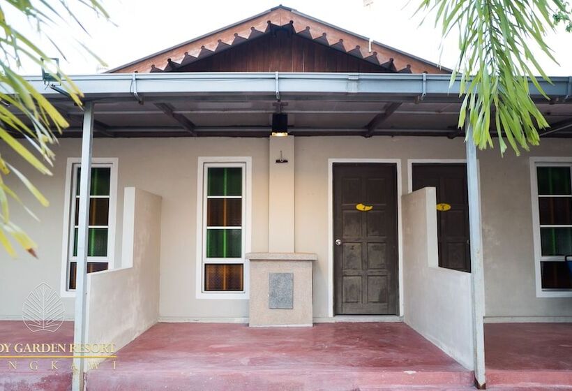 Отель Sandy Garden Resort