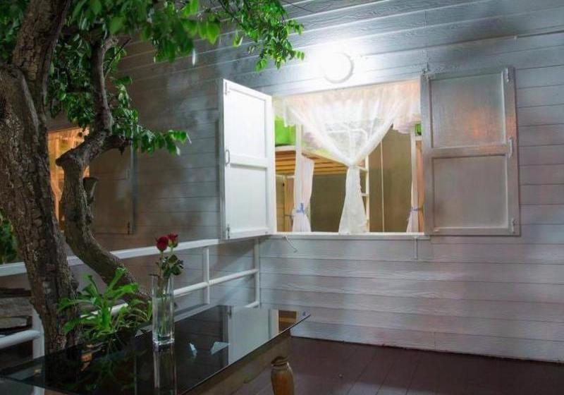 فندق Thur Hostel Ao Prachuap