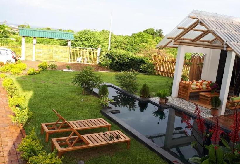 هتل Villas Los Olivos