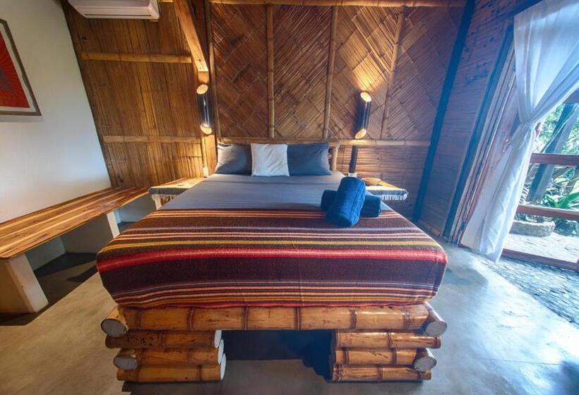 هتل Vistamar Guest House