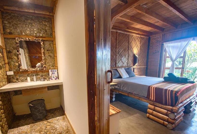 هتل Vistamar Guest House