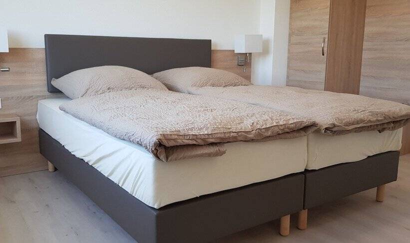 Отель Zum Rosengarten